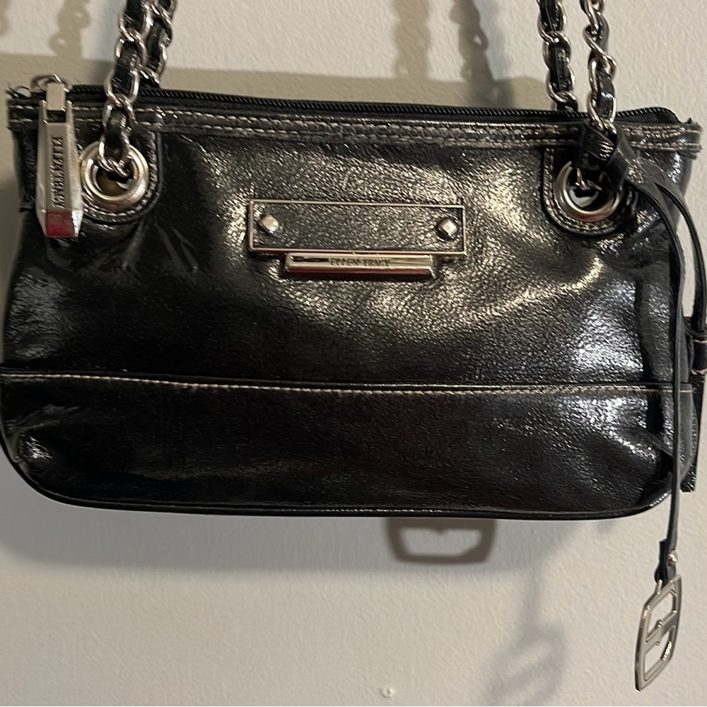 Ellen Tracy Crossbody shoulder bag